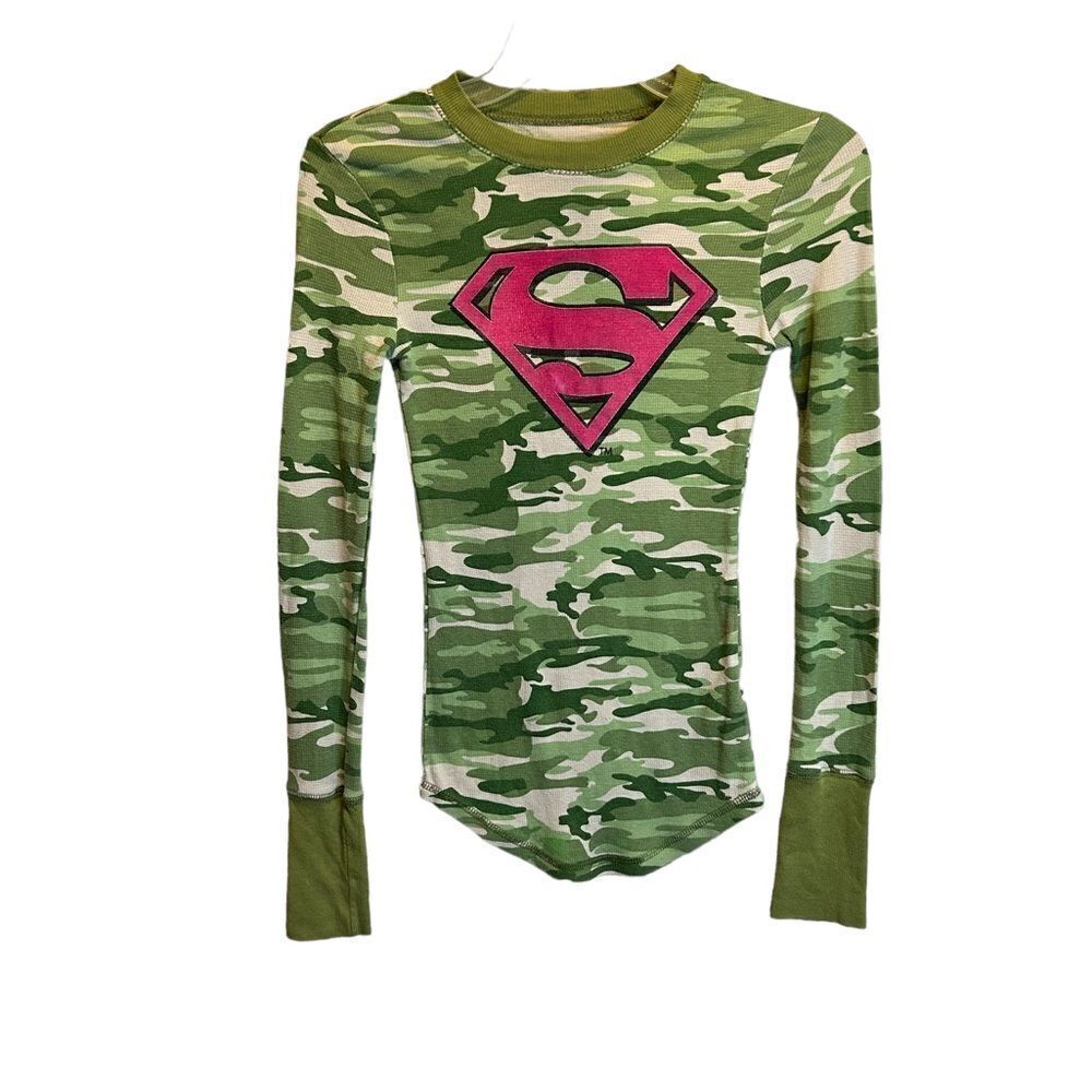 5 for $25🔥Juniors‎ Small (3/5) Supergirl Camouflage Long Sleeve T-Shirt